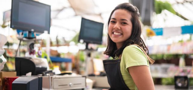 skills youll need to be a retail assistant